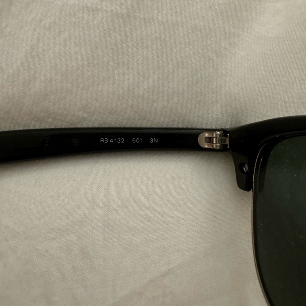 Ray-Ban Clubmaster RB4132 - Picture 4 of 5